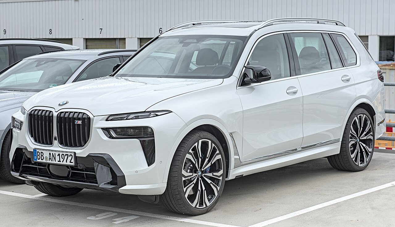 BMW X7 M60i
