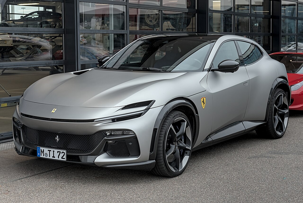 Ferrari Purosangue 3