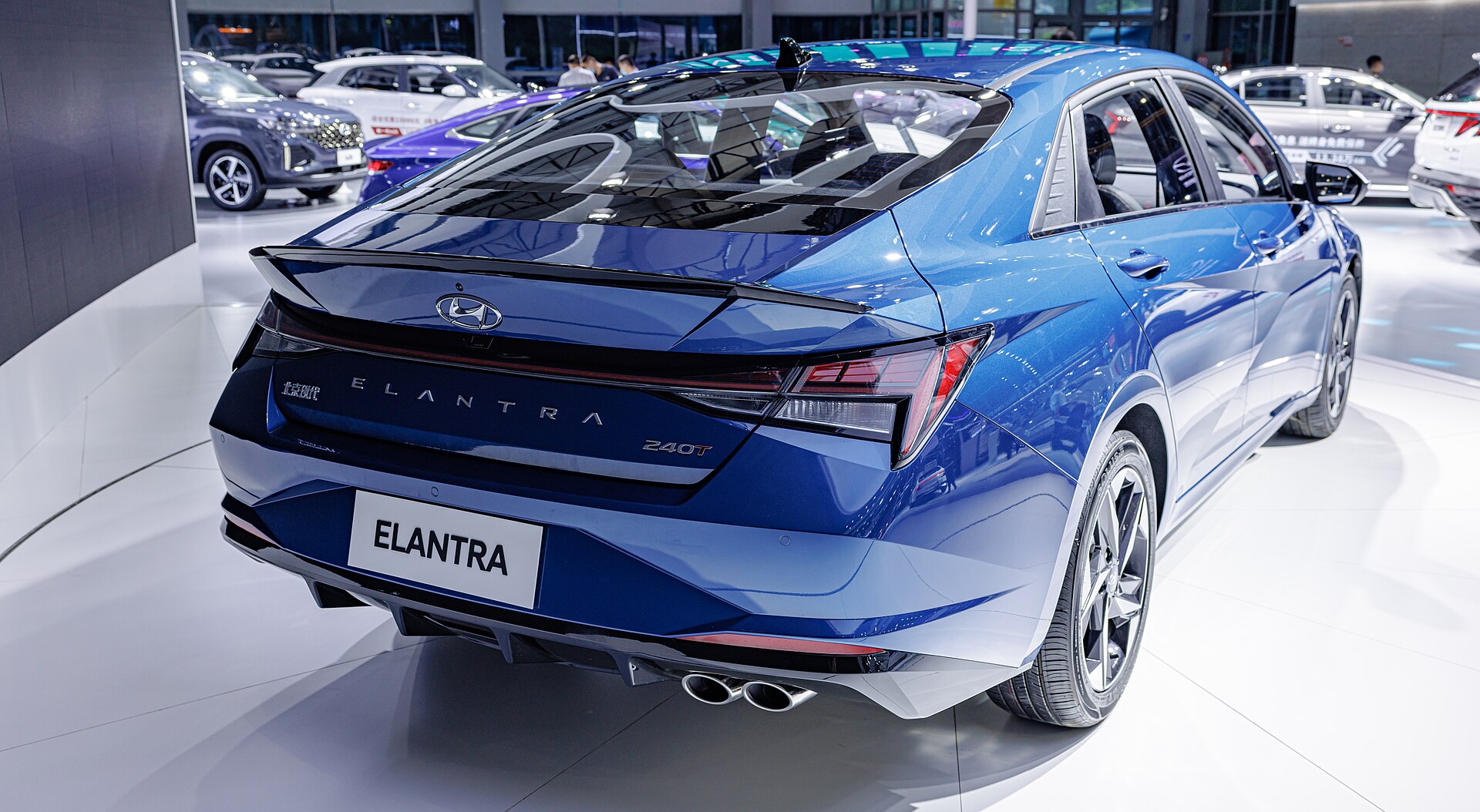 Hyundai Elantra CN7 2